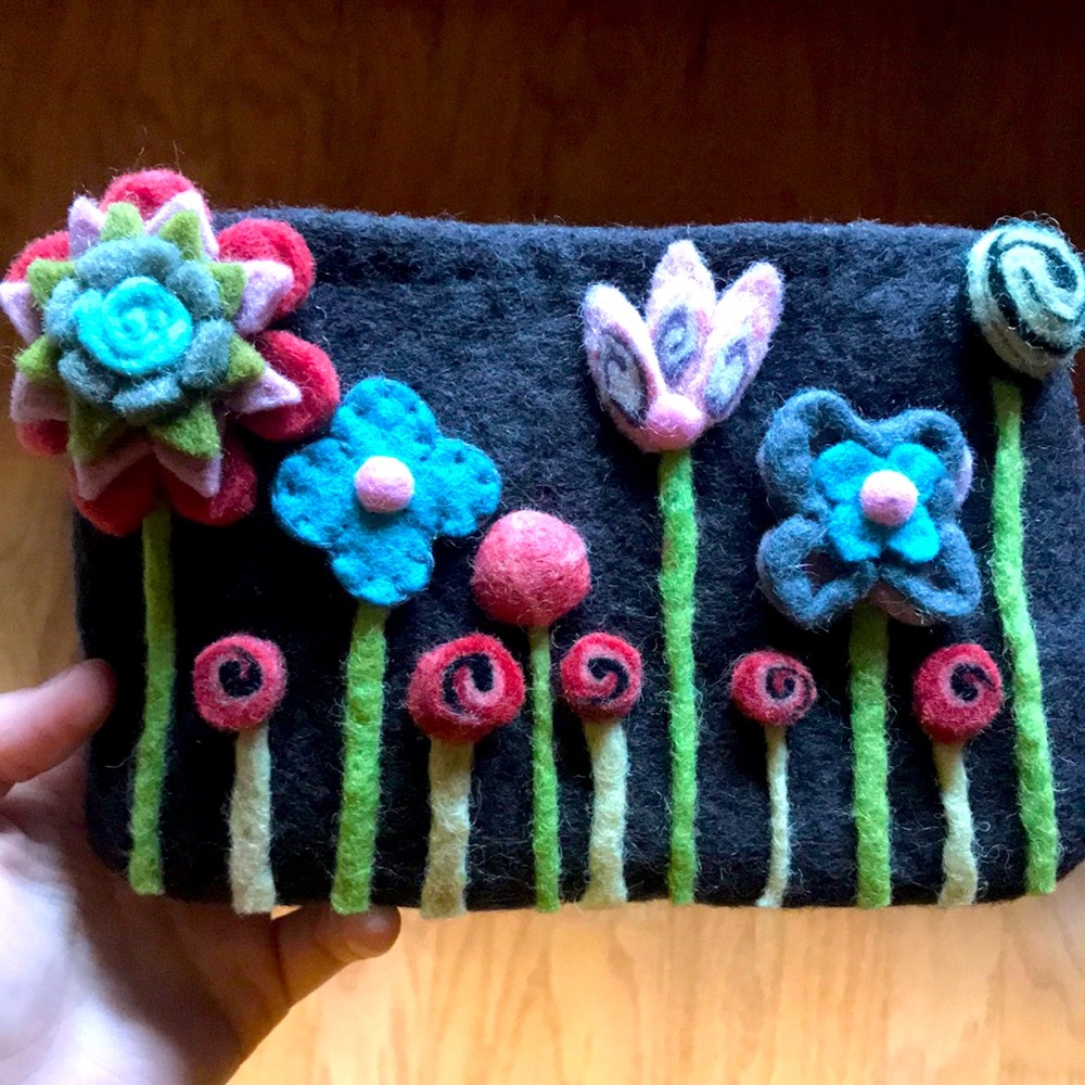 Rising Tide clutch